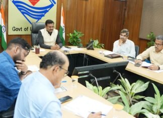 Dehradun:-मुख्य सचिव आनंद बर्धन की अध्यक्षता में हुई उत्तराखंड की वन पंचायतों में गैर प्रकाष्ठ वन उपज का विकास एवं हर्बल एवं एरोमा टूरिज्म प्रोजेक्ट की स्टेट लेवल मॉनिटरिंग कमेटी की बैठक