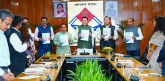 Dehradun:-उत्तराखंड में शहरी स्थानीय निकायों को सशक्त बनाने के लिए सेतु आयोग ने सीएम धामी को सौंपी रिपोर्ट