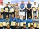 Dehradun:-अंतरराष्ट्रीय ओलंपिक दिवस के अवसर पर परेड ग्राउंड में आयोजित कार्यक्रम में शामिल हुए सीएम धामी-अन्तरराष्ट्रीय और राष्ट्रीय स्तर पर पदक जीतने वाले खिलाड़ियों को किया सम्मानित