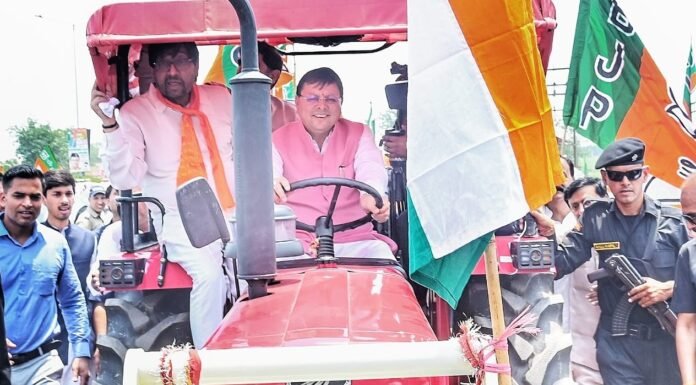 Haridwar:-लिब्बरहेड़ी में सीएम धामी का ऐतिहासिक रोड शो और ट्रैक्टर यात्रा जनता से जुड़ाव और किसानों के सम्मान का अनोखा संदेश