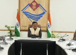 Dehradun:-मुख्य सचिव ने मानसून की तैयारियों के संबंध में की समीक्षा बैठक अधिकारियों को दिए निर्देश-आपदा के दौरान रिस्पांस टाइम को बेहतर करें विभाग