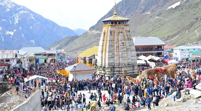 Chardham Yatra:-उत्तराखंड में भारी बारिश-भूस्खलन को देखते हुए सरकार का बड़ा फैसला अगले 24 घंटे के लिए चारधाम यात्रा स्थगित