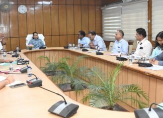 Uttarkashi:-विश्व योग दिवस पर आंगनबाड़ी केंद्रों पर भी योग सीखेंगे बच्चे,कैबिनेट मंत्री रेखा आर्या ने समीक्षा बैठक में अधिकारियों को दिए निर्देश