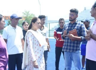 Haldwani:-अगस्त में मिलेगा हल्द्वानी को एस्ट्रो टर्फ हॉकी स्टेडियम,खेल मंत्री रेखा आर्या ने किया निर्माण कार्य का निरीक्षण
