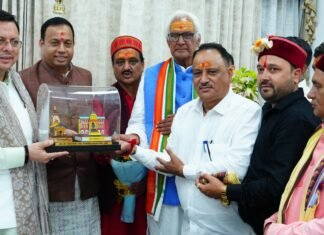 Dehradun:-बद्री-केदार मंदिर समिति के प्रतिनिधिमंडल ने सीएम धामी से की मुलाकात,चारधाम यात्रा के सफल,सुचारु और सुरक्षित संचालन के लिए राज्य सरकार का किया आभार प्रकट