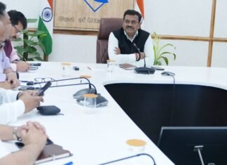 Dehradun:-मुख्य सचिव आनंद बर्धन की अध्यक्षता में हुई सचिव स्तर की बैठक-अधिकारियों निर्देश,सभी विभाग बेस्ट प्रैक्टिसेज का प्रेजेंटेशन करें तैयार