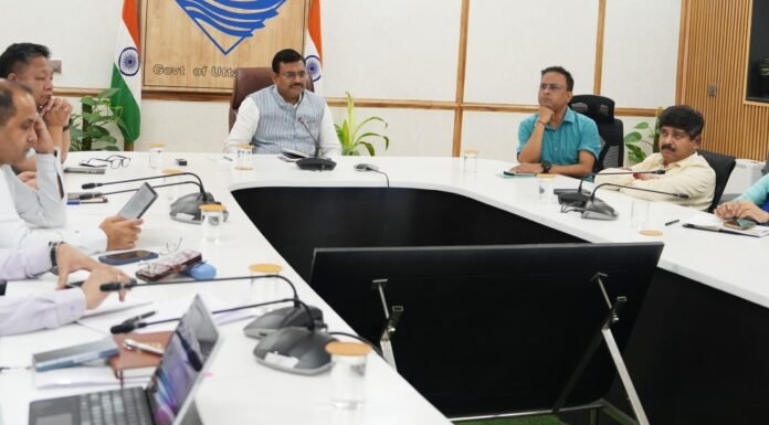 UTTARAKHAND:-मुख्य सचिव ने जिलाधिकारियों के साथ वीडियो कॉन्फ्रेंसिंग के माध्यम से की प्रदेश में जिला एवं उप जिला अस्पतालों की स्थिति की समीक्षा,सरकारी अस्पतालों में रेफरल सिस्टम पर जतायी नाराजगी