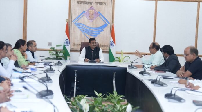 UTTARAKHAND:-मुख्य सचिव आनंद बर्धन की अध्यक्षता में आयोजित हुई व्यय समिति की बैठक,विभिन्न विभागों को समिति द्वारा वित्तीय अनुमोदन किया गया प्रदान
