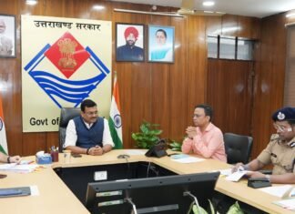 Dehradun:-मुख्य सचिव आनन्द बर्द्धन ने की प्रदेश के धार्मिक स्थलों की सुरक्षा व्यवस्थाओं को लेकर वरिष्ठ अधिकारियों के साथ बैठक,महत्वपूर्ण धार्मिक स्थलों में होगा क्राउड मैनेजमेंट के विशेषज्ञों द्वारा सर्वेक्षण