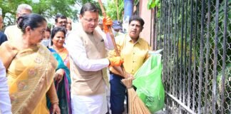 Haridwar:-मुख्यमंत्री पुष्कर सिंह धामी ने ‘एक पेड़ मां के नाम अभियान’ के तहत किया पौधारोपण