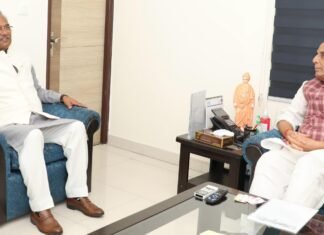 New Delhi:-हरिद्वार सांसद त्रिवेन्द्र सिंह रावत ने केंद्रीय रक्षा मंत्री से की शिष्टाचार भेंट,भारतीय सेना द्वारा सफलतापूर्वक संपन्न ‘ऑपरेशन सिंदूर’के लिए दी बधाई एवं शुभकामनाएँ