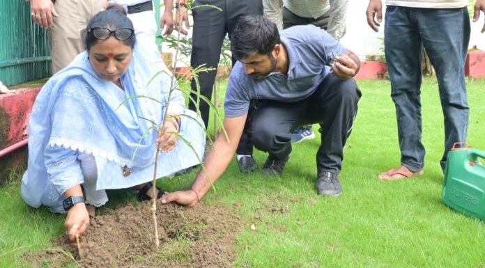 Harela Festival 2025:-विधानसभा अध्यक्ष ऋतु खण्डूडी ने हरेला पर्व पर किया पौधारोपण,दिया पर्यावरण संरक्षण व सांस्कृतिक जागरूकता का संदेश