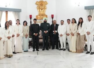 Dehradun:-राज्यपाल गुरमीत सिंह से राजभवन में वर्ष-2022 बैच के प्रशिक्षु न्यायिक अधिकारियों ने की शिष्टाचार भेंट