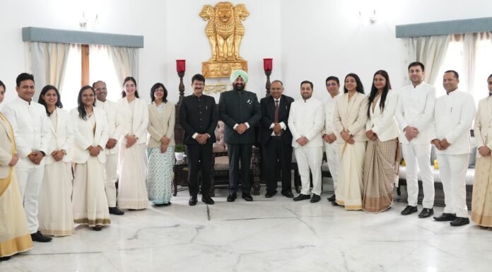 Dehradun:-राज्यपाल गुरमीत सिंह से राजभवन में वर्ष-2022 बैच के प्रशिक्षु न्यायिक अधिकारियों ने की शिष्टाचार भेंट