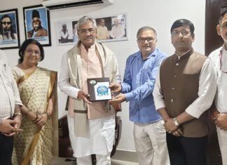 New Delhi:-सीमांत क्षेत्रों की समस्याओं व विकास संभावनाओं पर सांसद त्रिवेन्द्र रावत ने की सीमा जागरण मंच,दिल्ली प्रांत के पदाधिकारियों साथ चर्चा