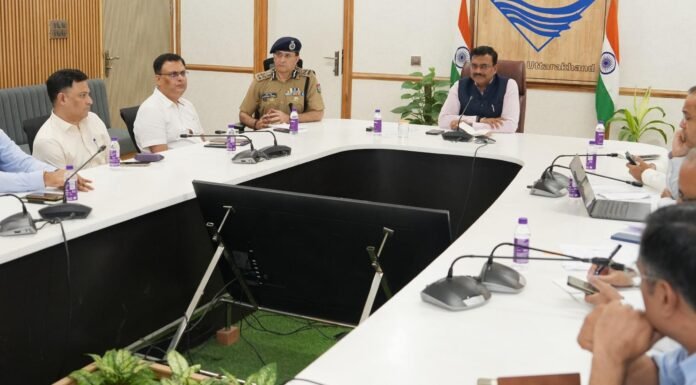 UTTARAKHAND:-महानिदेशक राज्य विज्ञान एवं प्रौद्योगिकी परिषद प्रो.दुर्गेश पंत को उत्तरकाशी-धराली के अधिक ऊंचाई के क्षेत्र में ग्लेशियर और ग्लेशियर लेक आदि का तत्काल विश्लेषण कर यथास्थिति से अवगत कराए जाने के निर्देश