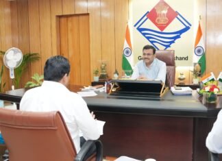 Dehradun:-मुख्य सचिव ने की प्रदेश के अस्पतालों के सुदृढ़ीकरण के सम्बन्ध में स्वास्थ्य विभाग के अधिकारियों के साथ बैठक,प्रदेश के सभी जिला एवं उपजिला अस्पतालों को आवश्यक सुविधाओं से संतृप्त किए जाने के दिए निर्देश