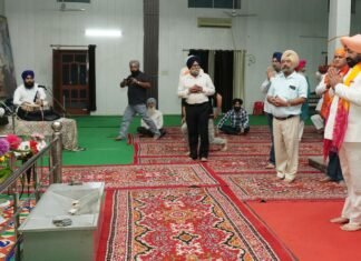 Dehradun:-राज्यपाल गुरमीत सिंह गुरुद्वारा श्री गुरु सिंघ सभा में मत्था टेककर देश-प्रदेशवासियों के सुख,समृद्धि और खुशहाली के लिए की अरदास