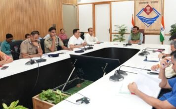 Dehradun:-मुख्य सचिव आनन्द बर्द्धन ने कुम्भ 2027 की तैयारियों के सम्बन्ध में ली बैठक,अधिकारियों को निर्देश-कुम्भ मेले से सम्बन्धित सभी स्थायी एवं अस्थायी प्रकृति के कार्यों की प्राथमिकता की जाए तय