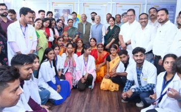 Kotdwar:-विधानसभा अध्यक्ष ऋतु खण्डूडी भूषण ने कोटद्वार में किया फ्लेबोटोमिस्ट ट्रेनिंग सेंटर का उद्घाटन कहा-फ्लेबोटोमिस्ट ट्रेनिंग सेंटर से स्वास्थ्य सेवाओं में सुधार के साथ युवाओं को मिलेगा रोजगार का अवसर