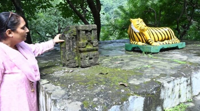 Kotdwar:-कण्वाश्रम में लगेगी चक्रवर्ती राजा भरत की मूर्ति,कण्वाश्रम वैदिक कालीन योग,धर्म,आस्था,अध्यात्म एवं साहसिक पर्यटन से जोड़ा जाएगा