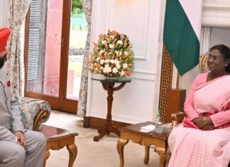 New Delhi:-राज्यपाल गुरमीत सिंह ने नई दिल्ली में राष्ट्रपति द्रौपदी मुर्मु एवं उपराष्ट्रपति सी.पी.राधाकृष्णन से की शिष्टाचार भेंट