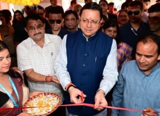 Dehradun:-राजीव गांधी नवोदय विद्यालय,ननूरखेड़ा में आयोजित कार्यक्रम में शामिल हुए सीएम धामी-840राजकीय विद्यालयों में हाइब्रिड मोड में संचालित वर्चुअल एवं स्मार्ट कक्षाओं के केन्द्रीयकृत स्टूडियो का किया शुभारंभ