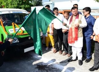 Khatima:-हंस फाउंडेशन की प्रेरणास्रोत माताश्री मंगला जी जन्मदिवस पर सीएम धामी ने 09 मोबाइल मेडिकल यूनिट ‘एम्बुलेंस’को हरी झंडी दिखाकर किया रवाना