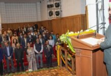 Dehradun:-संविधान दिवस की 76वीं वर्षगांठ के अवसर पर राज्यपाल गुरमीत सिंह ने संविधान की उद्देशिका का पाठन करते हुए उसमें निहित आदर्शों,कर्तव्यों,मानकों और दिशा-निर्देशों को अपने जीवन में आत्मसात करने की दिलायी शपथ