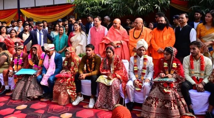 Uttarakhand:-मुख्यमंत्री पुष्कर सिंह धामी ने रुड़की स्थित जीवनदीप आश्रम में आयोजित पाँच दिवसीय धार्मिक एवं सामाजिक महोत्सव में की प्रतिभागिता