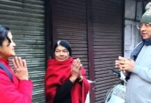 Nainital:-मुख्यमंत्री पुष्कर धामी ने मॉर्निंग वॉक के दौरान जनता से की मुलाकात,नैना देवी मंदिर सौंदर्यीकरण कार्यों का किया निरीक्षण