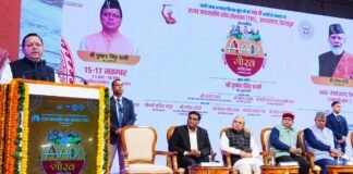 Uttarakhand:-आदि गौरव महोत्सव में पहुंचे सीएम धामी,भगवान बिरसा मुंडा को दी श्रद्धांजलि