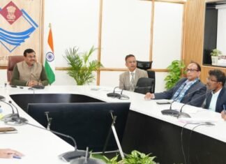 Uttarakhand:-मुख्य सचिव आनन्द बर्द्धन ने की पूंजी निवेश के लिए राज्यों को विशेष सहायता योजना एवं सुधार लागू करने में विभागों की प्रगति की समीक्षा