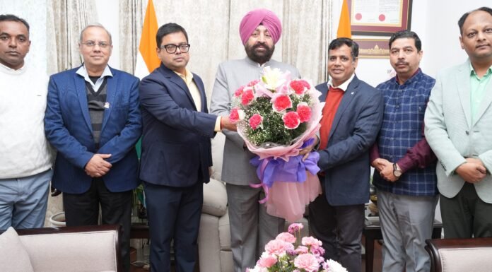 Dehradun:-पब्लिक रिलेशंस सोसाइटी ऑफ इंडिया के प्रतिनिधिमंडल ने राज्यपाल गुरमीत सिंह से की शिष्टाचार भेंट,13 से 15 दिसंबर तक आयोजित होने वाली 47वीं ऑल इंडिया पब्लिक रिलेशंस कॉन्फ्रेंस के लिए किया आमंत्रित
