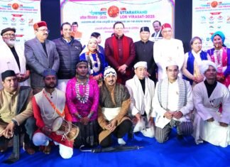 Dehradun:-उत्तराखंड लोक विरासत–2025 कार्यक्रम में शामिल हुए सीएम धामी कहा-लोक संस्कृति को सुरक्षित रखना हमारा सामूहिक उत्तरदायित्व