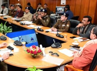 Uttarakhand:-मुख्यमंत्री पुष्कर धामी का अधिकारियों को सख्त निर्देश-राज्य में कानून-व्यवस्था से खिलवाड़ करने वाले तत्वों पर करें सख्त कार्रवाई