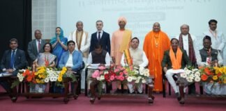 Haridwar:-अंतरराष्ट्रीय संस्कृत सम्मेलन में शामिल हुए सीएम धामी,संस्कृत उत्थान के लिए उच्च स्तरीय आयोग के गठन की घोषणा