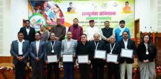 Dehradun:-मुख्यमंत्री पुष्कर धामी ने आकांक्षी जिला एवं ब्लॉक कार्यक्रम में सर्वश्रेष्ठ प्रदर्शन करने वाले विकासखंडों और जिलों को किया सम्मानित