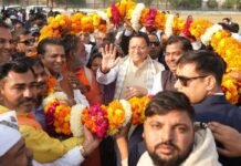 Haridwar:-गन्ने का भाव ऐतिहासिक रूप से बढ़ाने पर किसानों ने किया हरिद्वार आगमन पर सीएम धामी का भव्य स्वागत