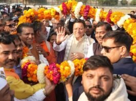 Haridwar:-गन्ने का भाव ऐतिहासिक रूप से बढ़ाने पर किसानों ने किया हरिद्वार आगमन पर सीएम धामी का भव्य स्वागत