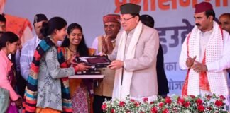 Almora:-मुख्यमंत्री पुष्कर धामी ने ताड़ीखेत में “जन-जन की सरकार,जन-जन के द्वार” अभियान के तहत आयोजित बहुद्देश्यीय शिविर में किया प्रतिभाग