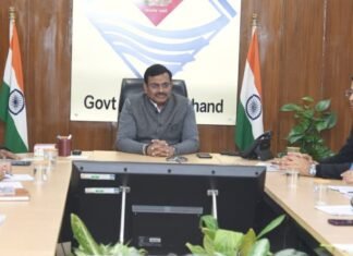 Dehradun:-मुख्य सचिव आनन्द बर्द्धन ने की अंतर्गत राष्ट्रीय राजमार्ग के नयी एवं गतिमान परियोजनाओं की समीक्षा,राष्ट्रीय राजमार्ग परियोजनाओं पर हुई चर्चा