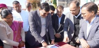 Champawat:-मुख्य सचिव आनन्द बर्द्धन ने लिया पर्यटन समृद्धि और विकास योजनाओं का जायजा