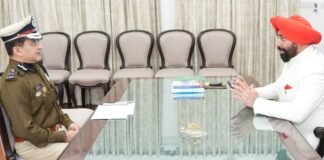 Dehradun:-पुलिस महानिदेशक दीपम सेठ ने राज्यपाल लेफ्टिनेंट जनरल गुरमीत सिंह की शिष्टाचार भेंट