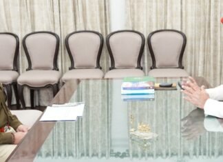 Dehradun:-पुलिस महानिदेशक दीपम सेठ ने राज्यपाल लेफ्टिनेंट जनरल गुरमीत सिंह की शिष्टाचार भेंट