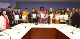 New Delhi:-राज्यपाल गुरमीत सिंह ने ‘न्यू पार्लियामेंट:वॉयस ऑफ भारत’ पुस्तक का किया विमोचन