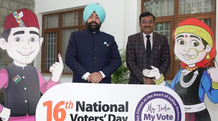 Uttarakhand:-16वें राष्ट्रीय मतदाता दिवस के अवसर पर लोक भवन देहरादून में राज्य स्तरीय राष्ट्रीय मतदाता दिवस कार्यक्रम का आयोजन