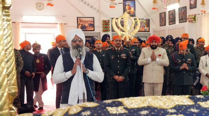 Dehradun:-नव वर्ष-2026 के प्रथम दिवस पर राज्यपाल गुरमीत सिंह ने दुर्गा माता मंदिर में पूजा-अर्चना,गुरुद्वारे में मत्था टेककर प्रदेशवासियों के सुख,समृद्धि,शांति एवं उत्तम स्वास्थ्य के लिए की अरदास