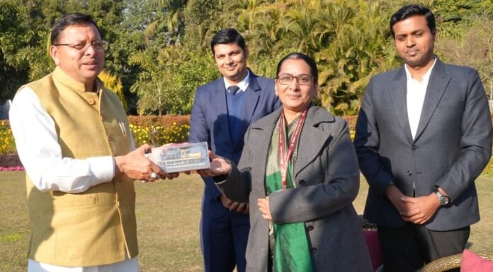 Uttarakhand:-मुख्यमंत्री पुष्कर सिंह धामी के नेतृत्व में उत्तराखंड में रेल अवसंरचना को नई गति, पूर्ण व प्रगतिरत परियोजनाओं की समीक्षा