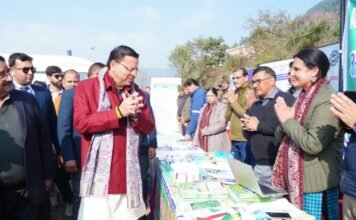 Dehradun:-मुख्यमंत्री पुष्कर धामी ने ‘जन-जन की सरकार,जन-जन के द्वार‘ अभियान के तहत खैरीमान सिंह में आयोजित शिविर का किया निरीक्षण